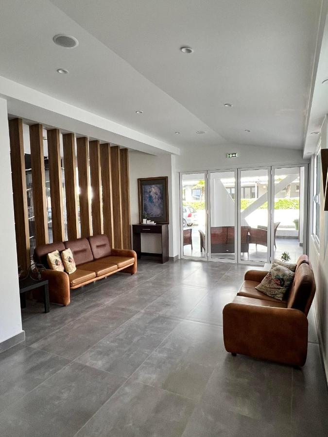 Villa Hara Suites Paralía Extérieur photo